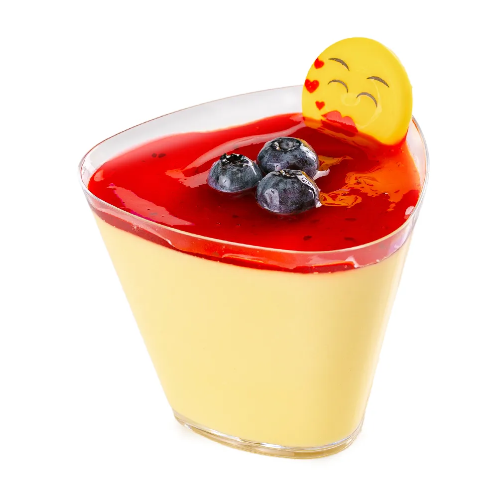 Panna Cotta cu fructe de padure